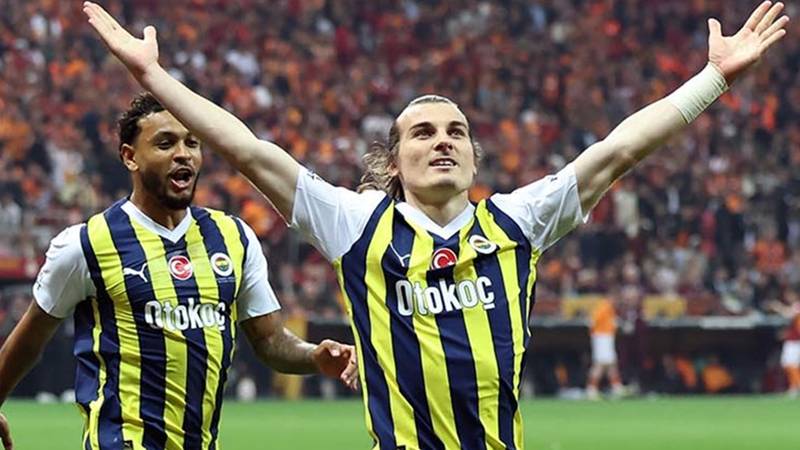 Fenerbahçe'de 11 isimle yollar ayrılıyor: İşte o isimler... 6